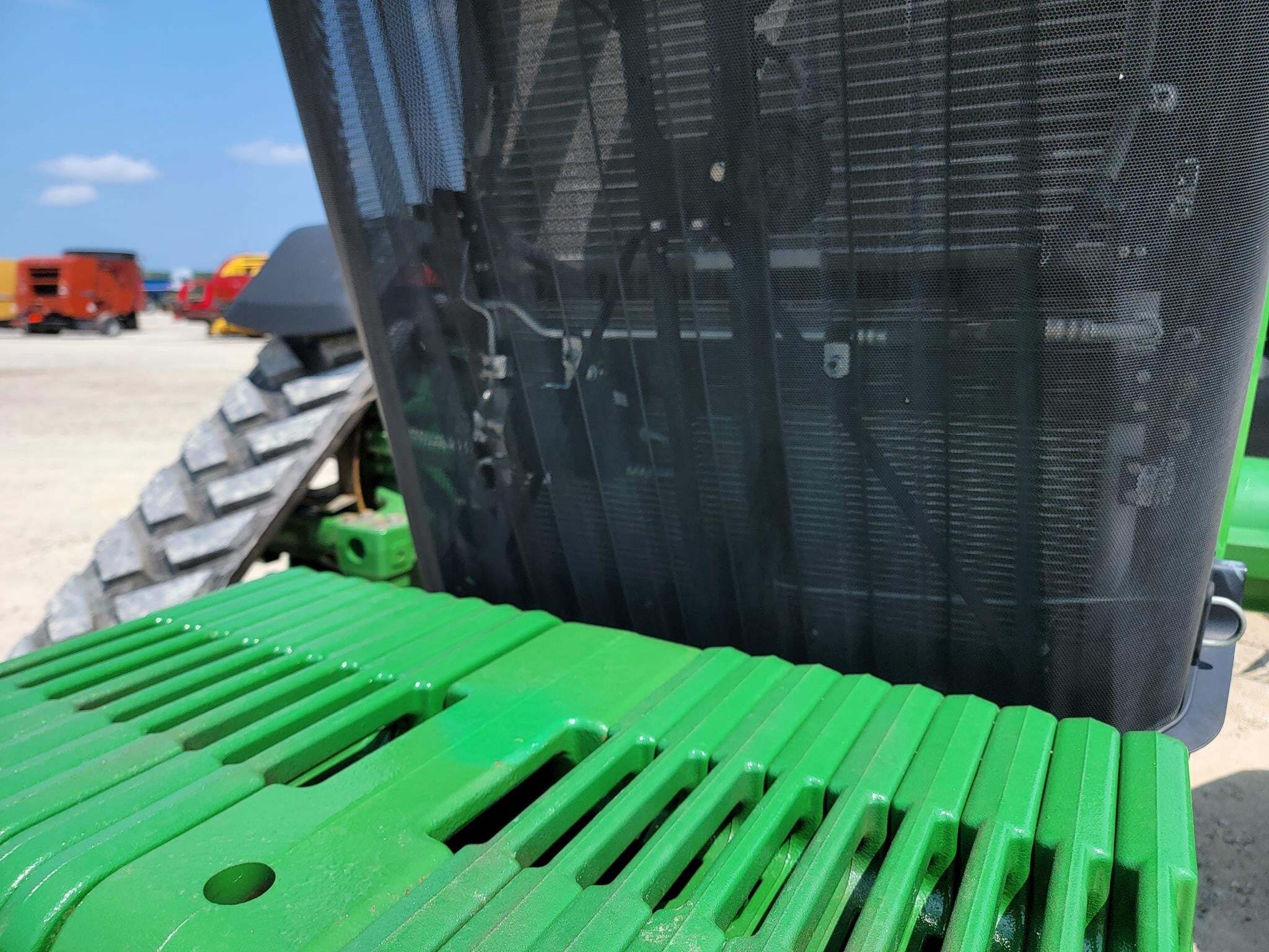 2021 John Deere 8RX 370 Tractor