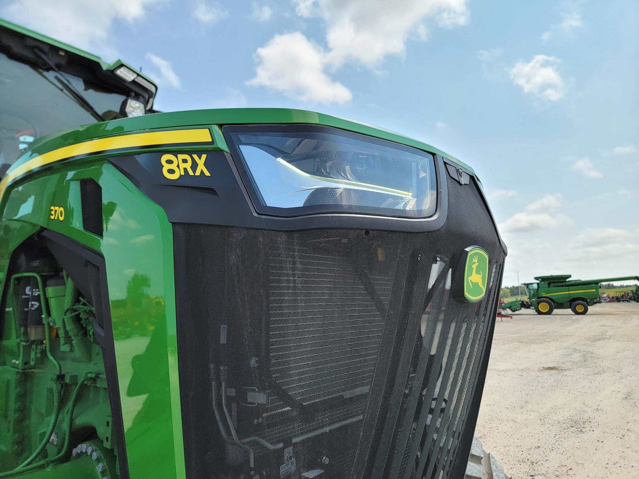 2021 John Deere 8RX 370 Tractor
