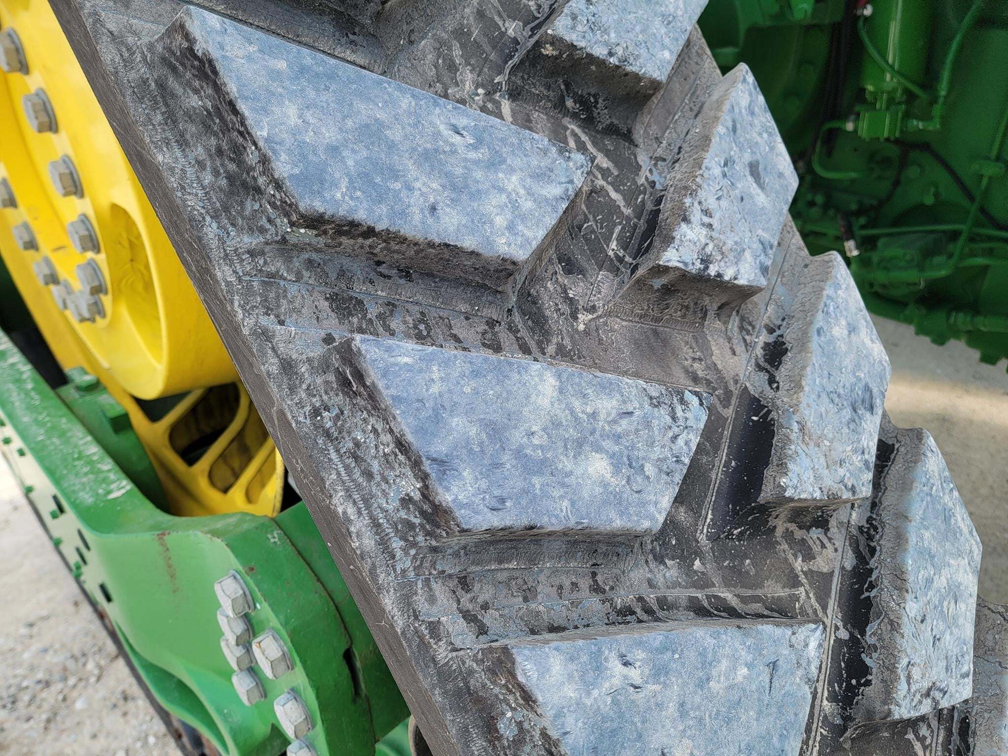 2021 John Deere 8RX 370 Tractor