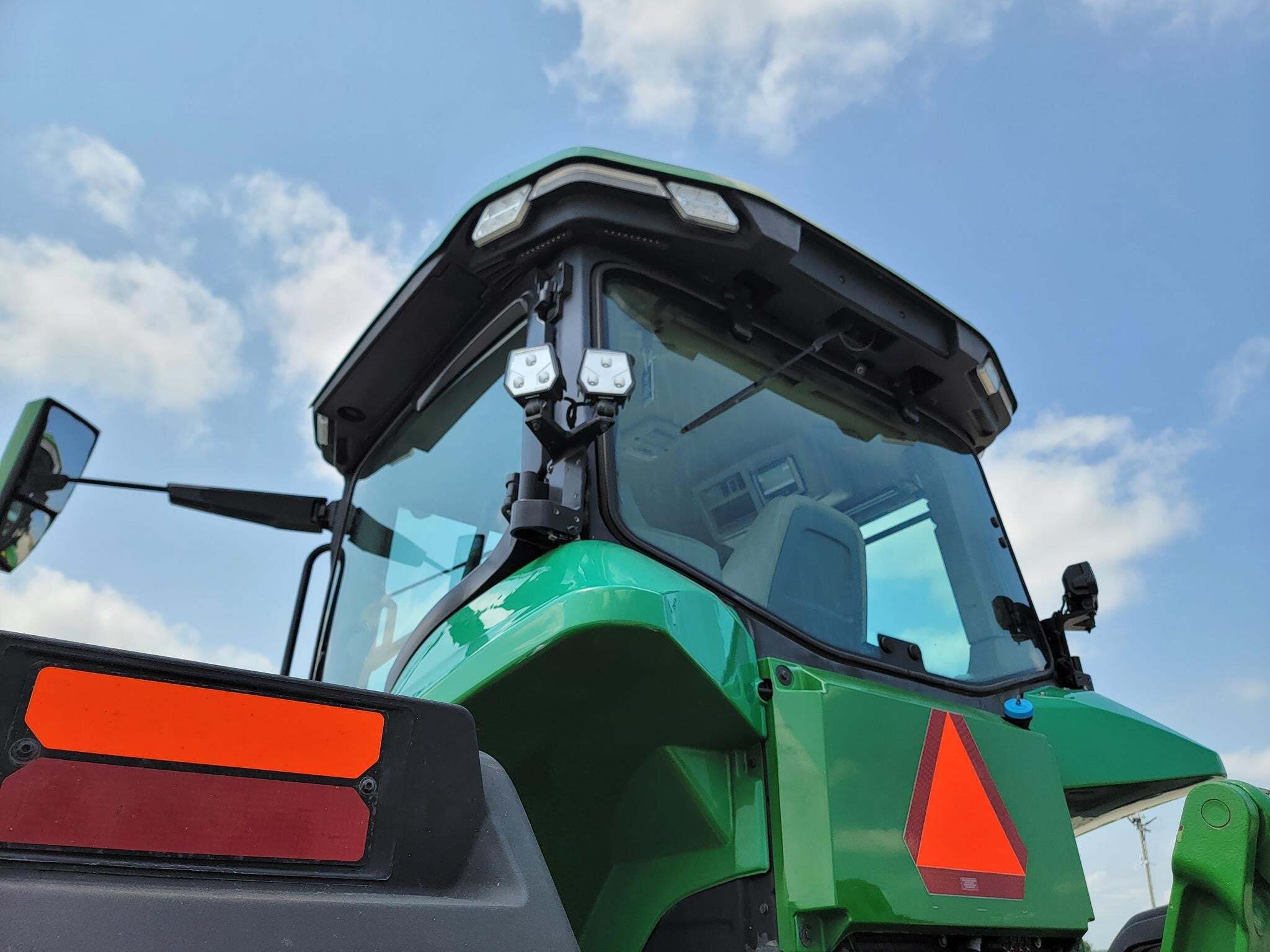 2021 John Deere 8RX 370 Tractor