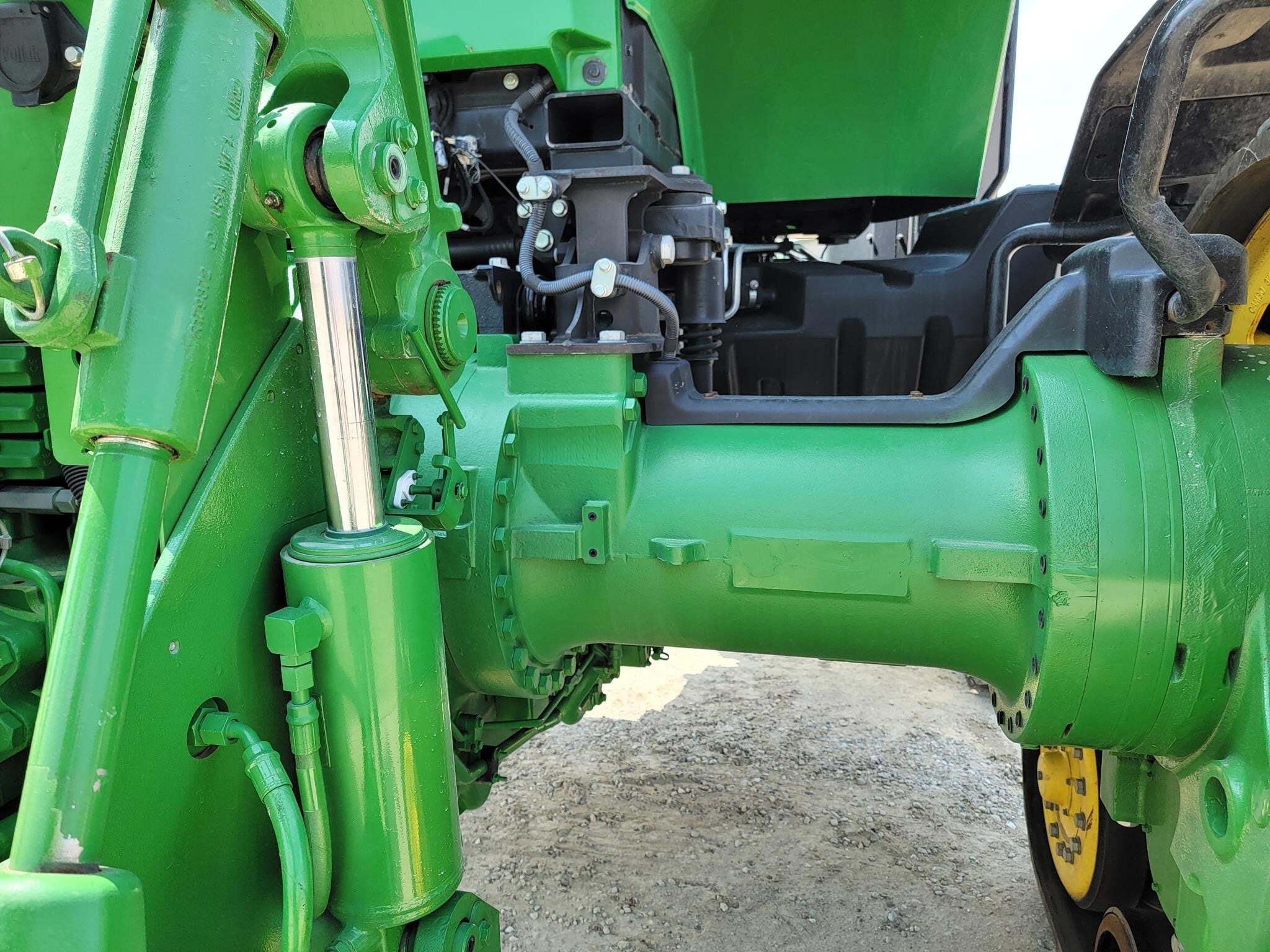 2021 John Deere 8RX 370 Tractor