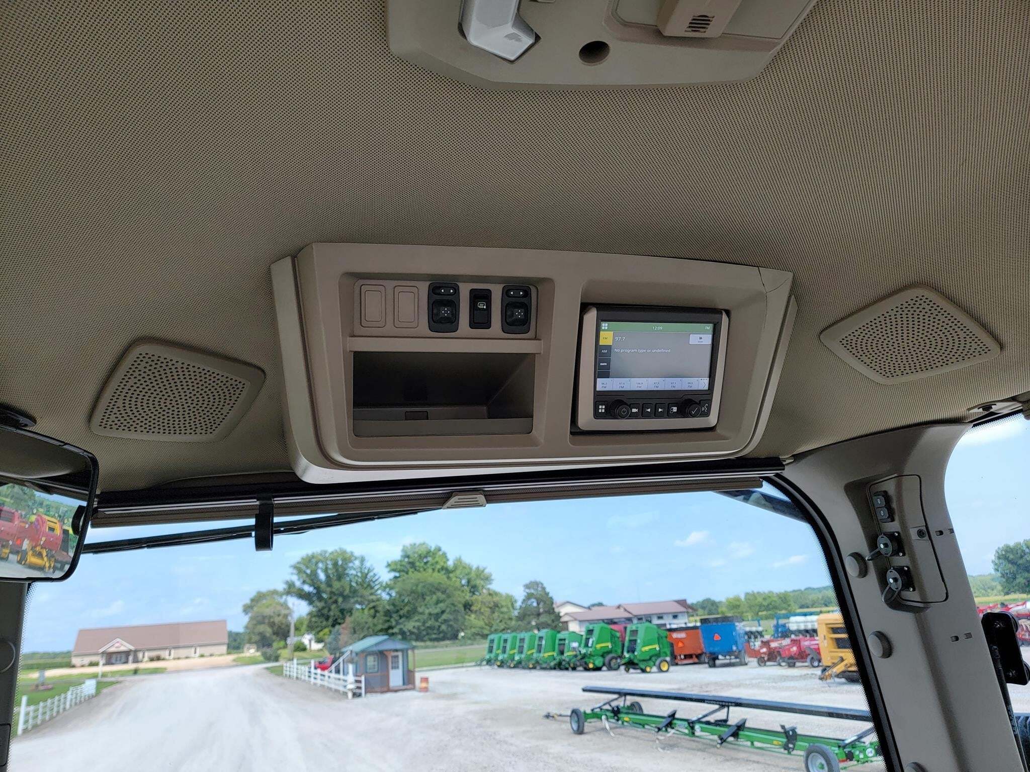 2021 John Deere 8RX 370 Tractor
