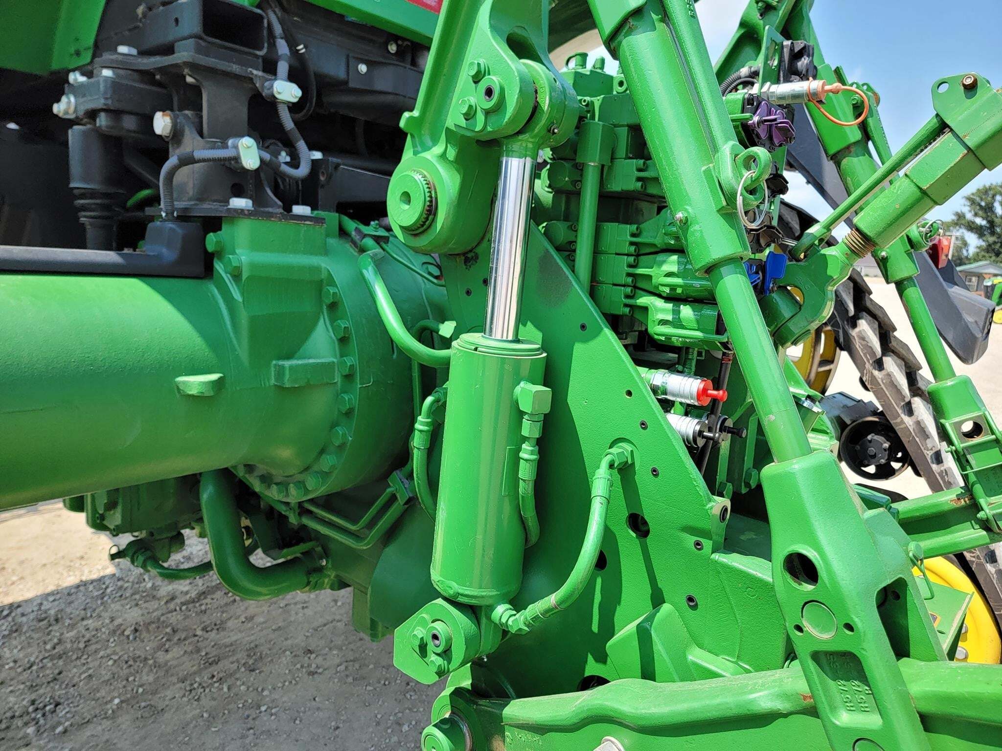 2021 John Deere 8RX 370 Tractor