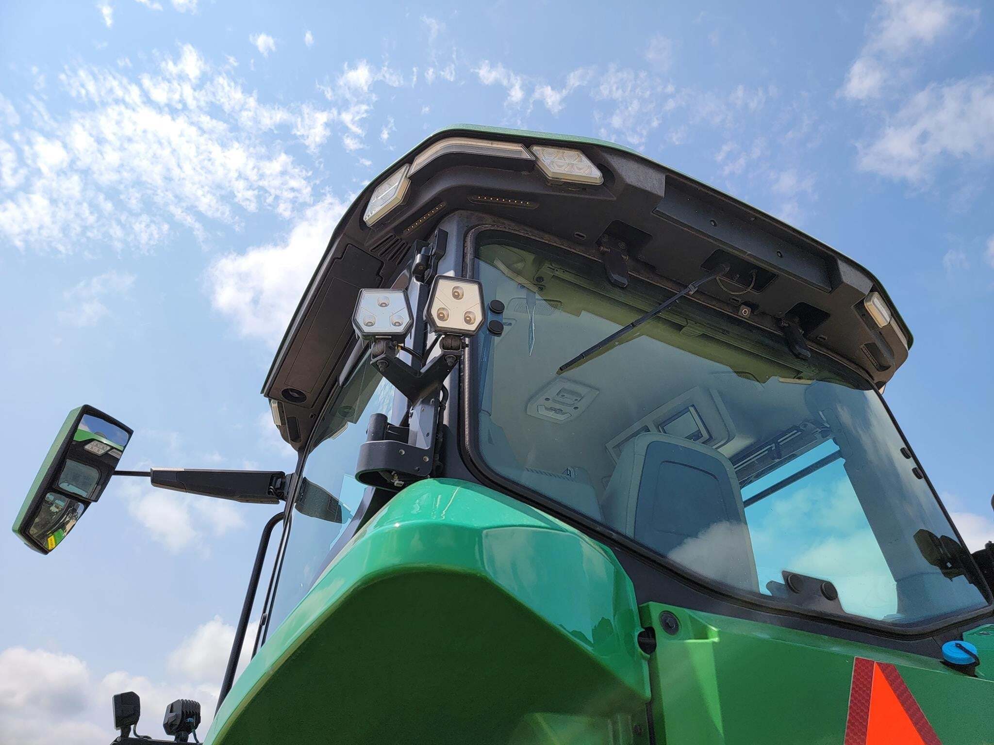 2021 John Deere 8RX 370 Tractor