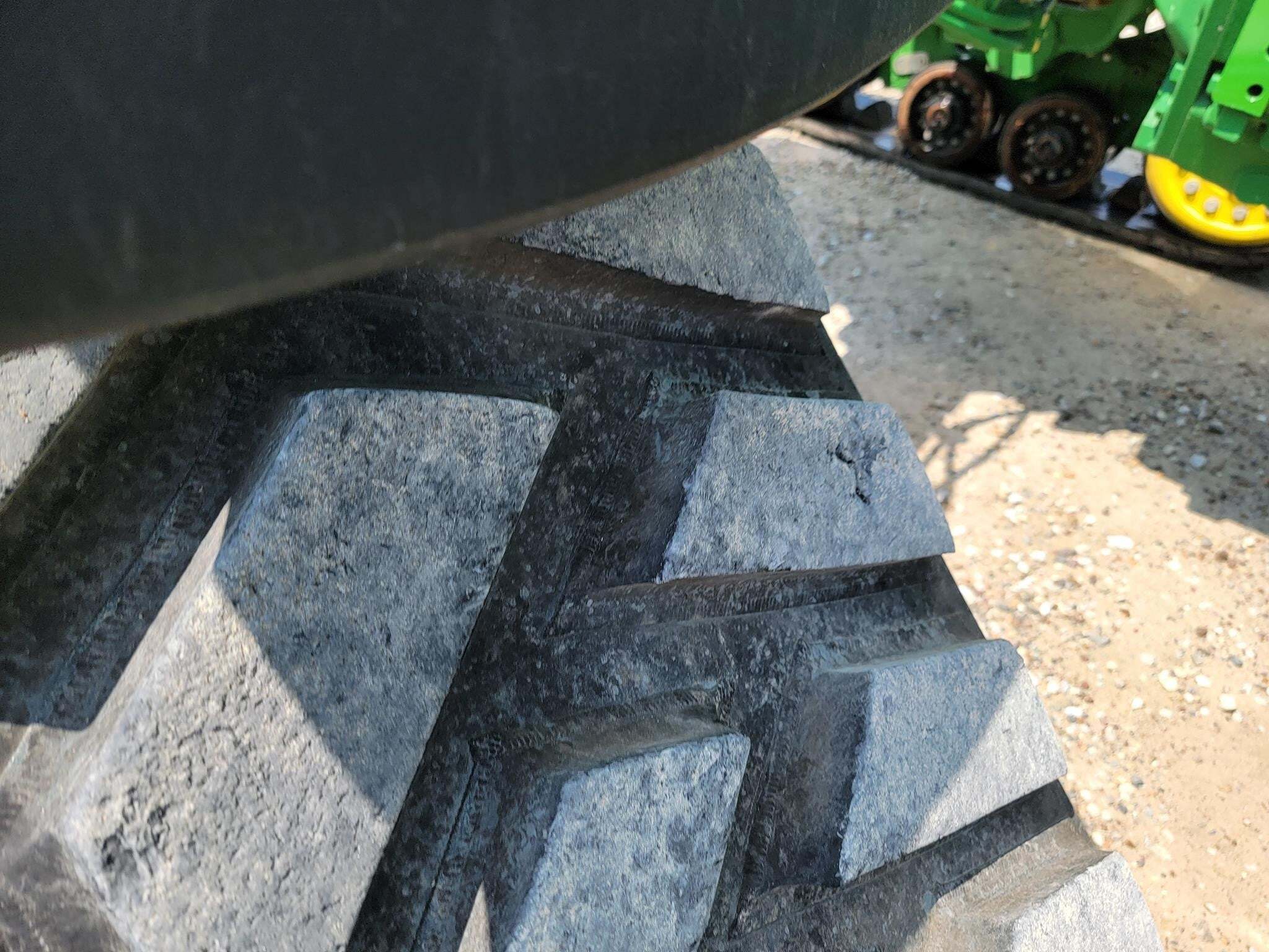 2021 John Deere 8RX 370 Tractor