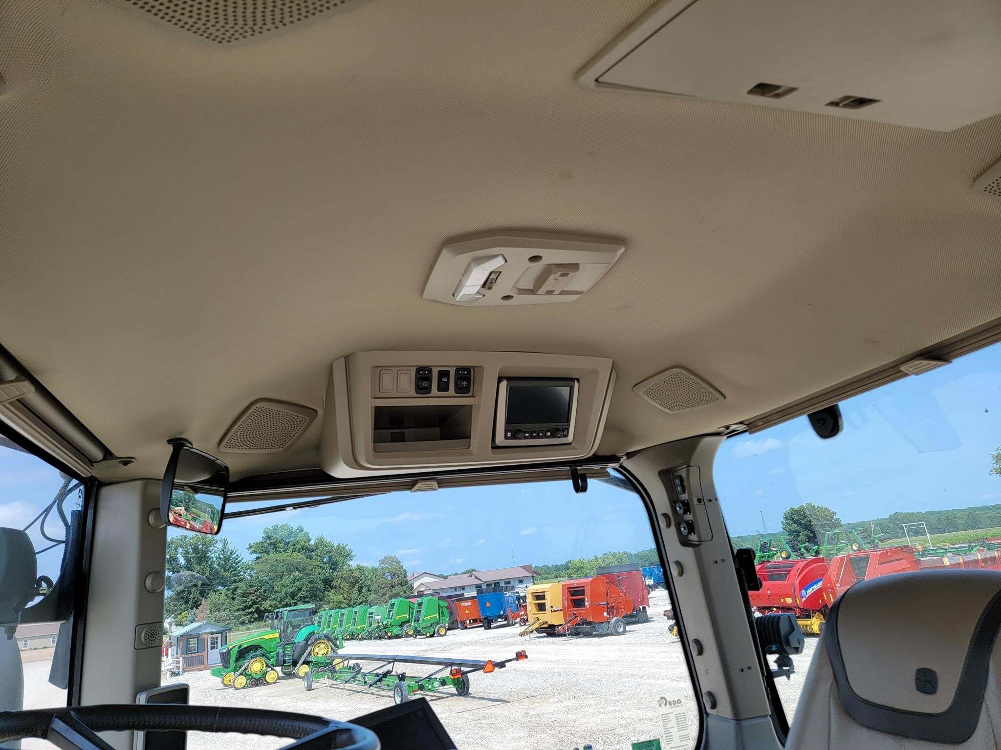 2021 John Deere 8RX 370 Tractor