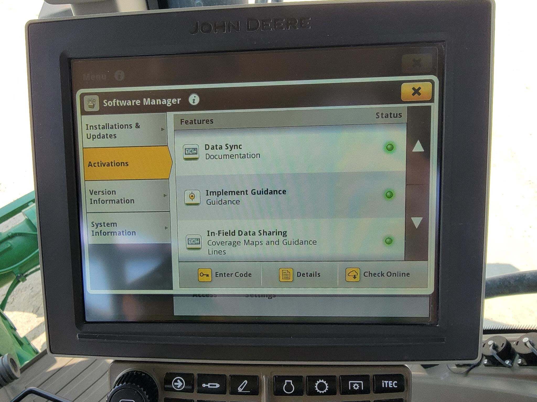 2021 John Deere 8RX 370 Tractor