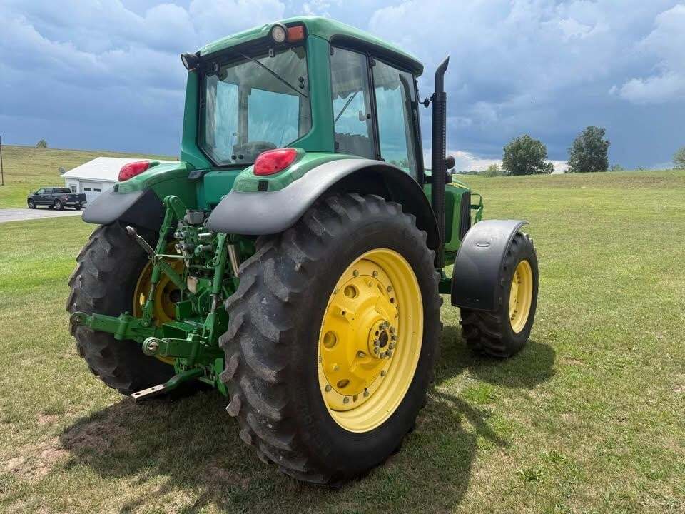 2003 John Deere 7420 Tractor
