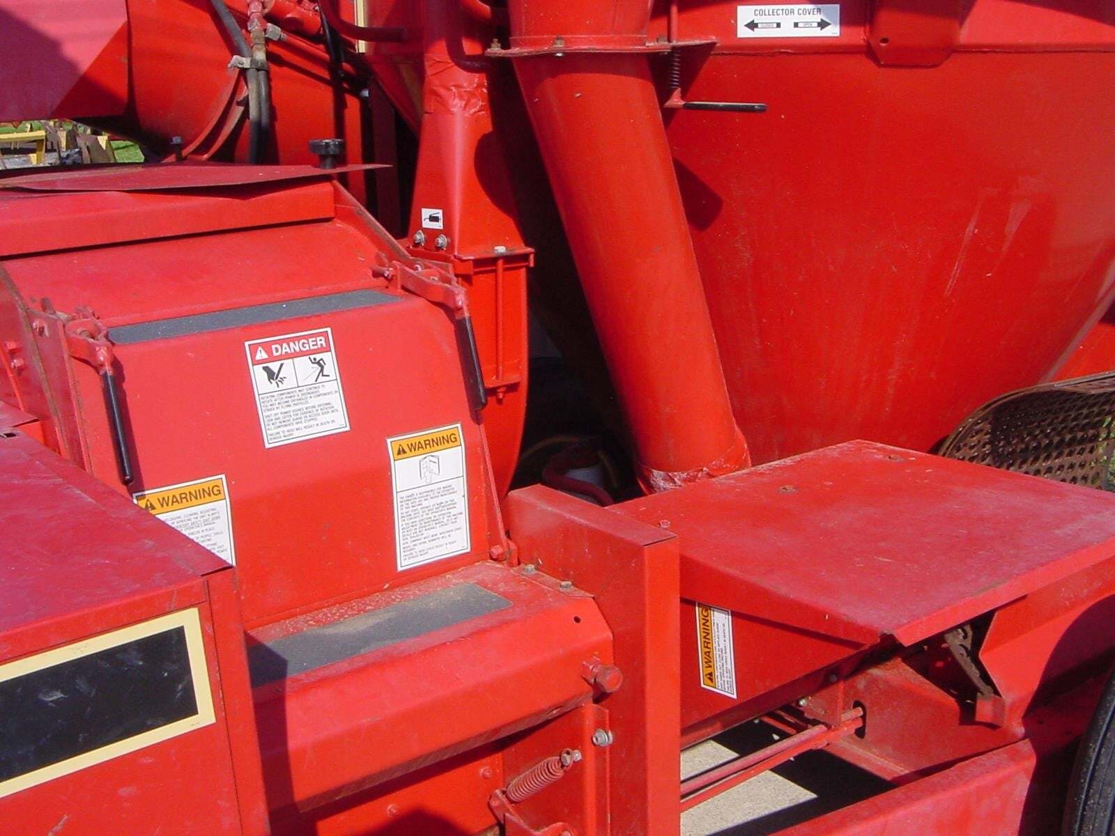  Gehl MX125 Grinders and Mixer