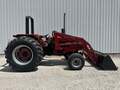  Case IH 885 Tractor