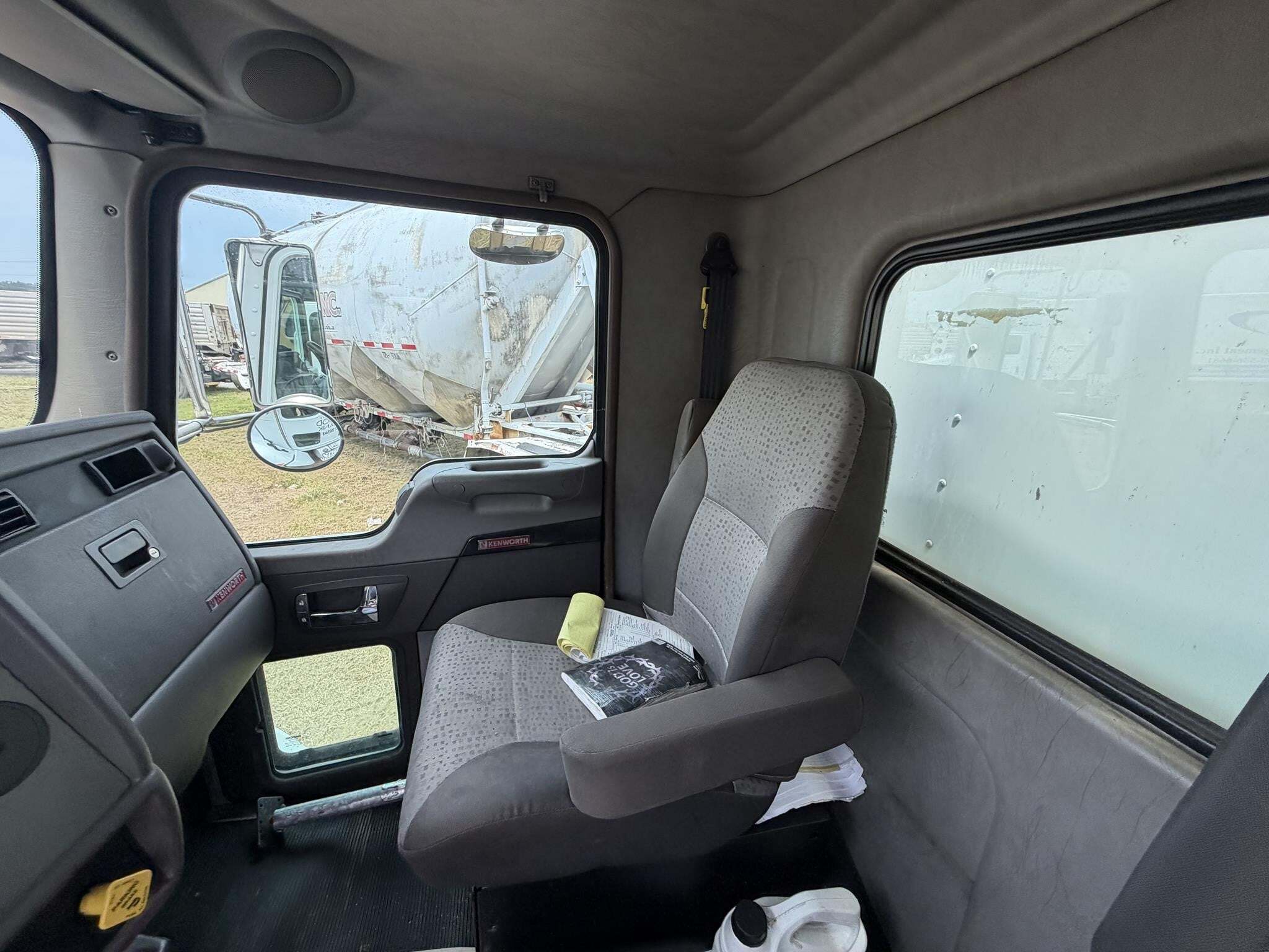 2014 Kenworth T370 Miscellaneous