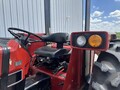  Case IH 885 Tractor