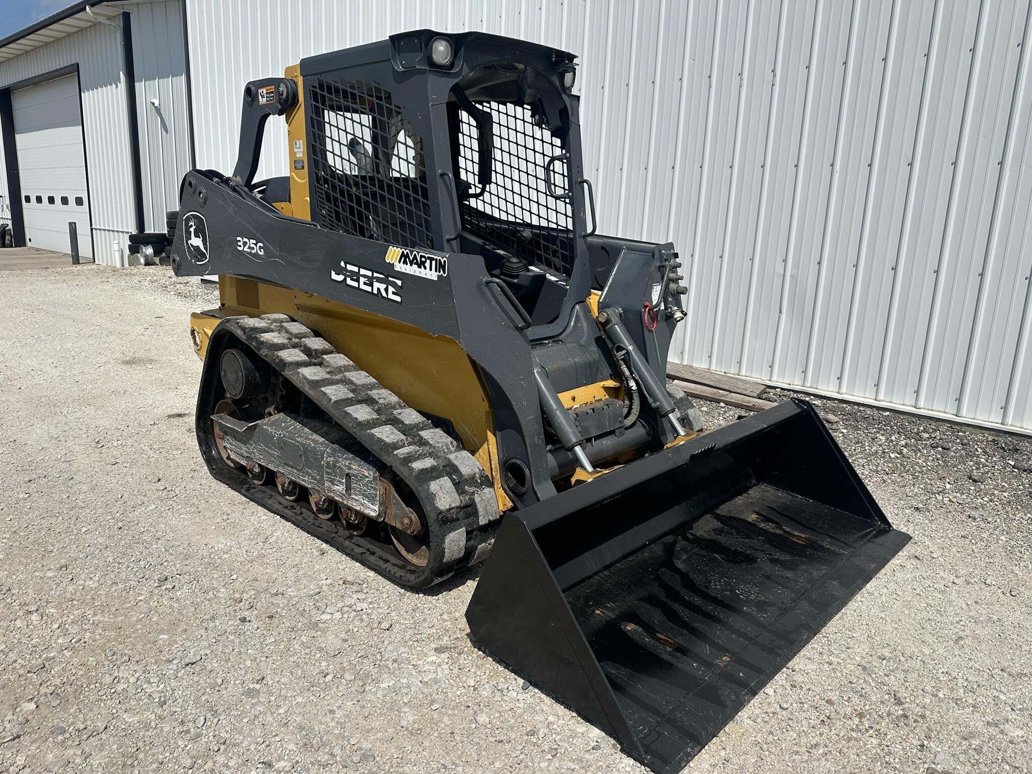 2021 Deere 325G Skid Steer