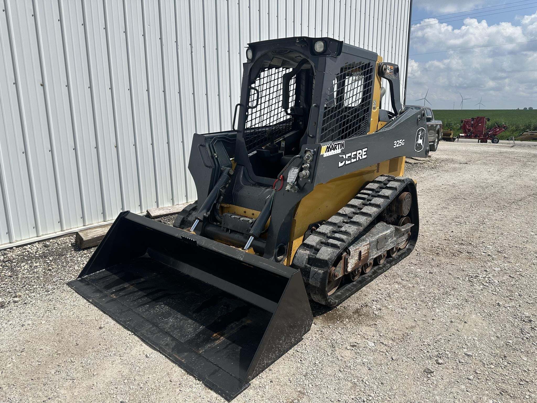 2021 Deere 325G Skid Steer