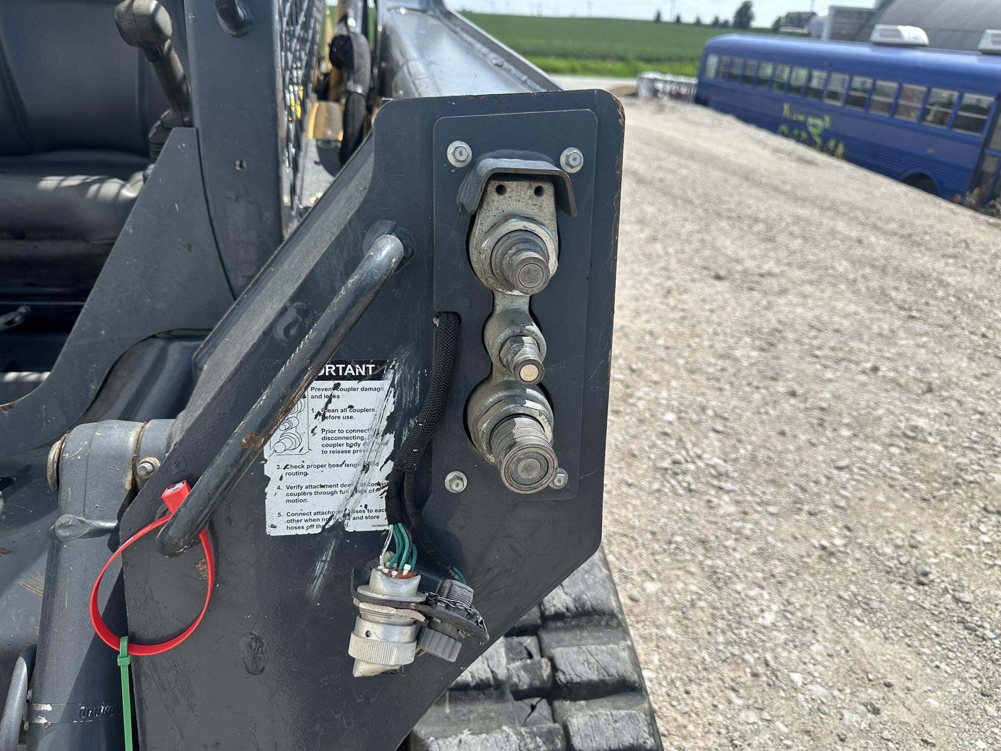 2021 Deere 325G Skid Steer