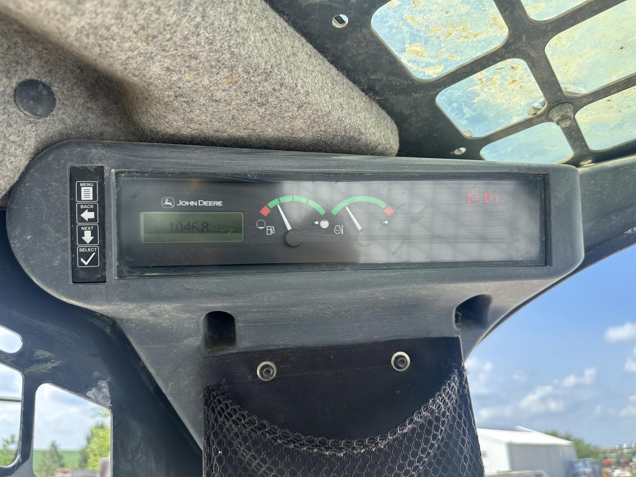 2021 Deere 325G Skid Steer