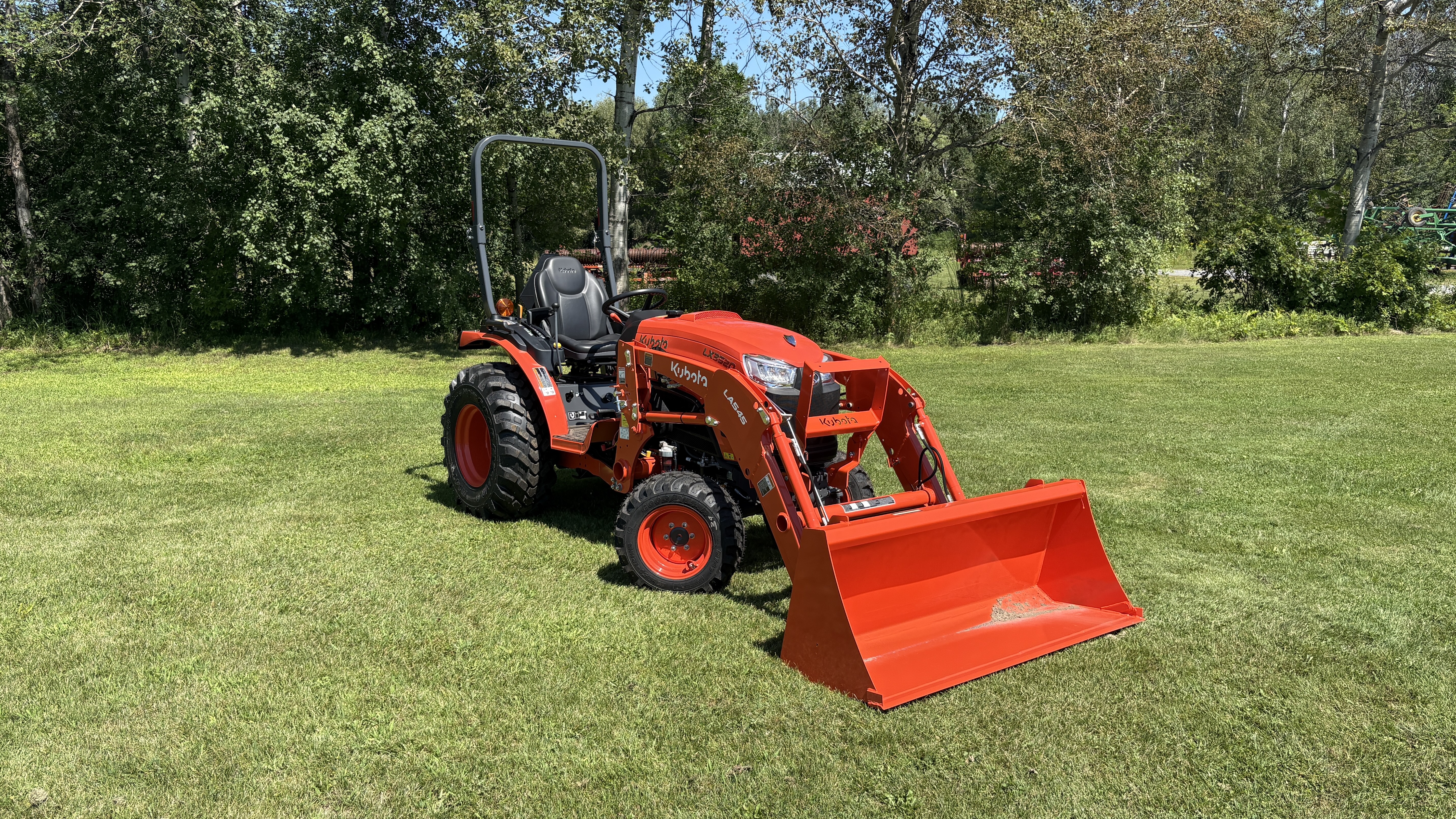 2026 Kubota LX3520HSD Tractor