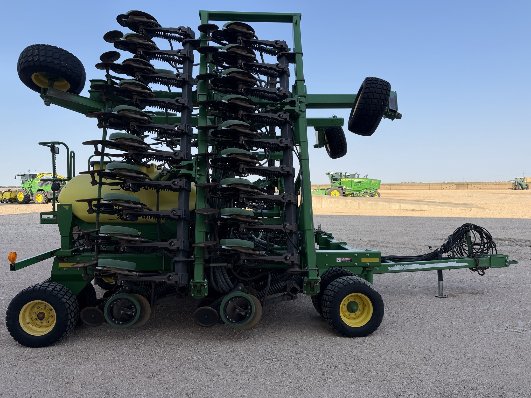 2014 John Deere 1990 Air Seeder
