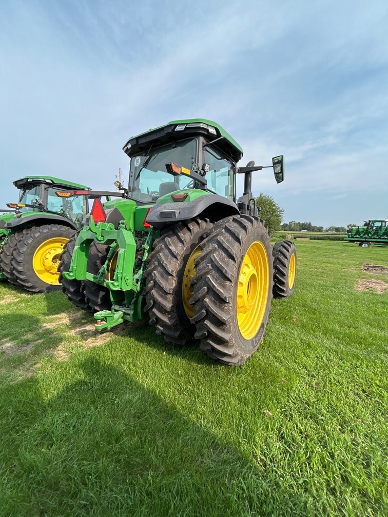 2025 John Deere 8R 340 Tractor