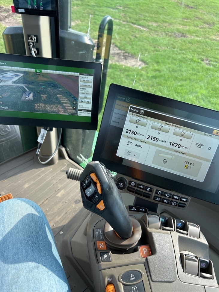 2025 John Deere 8R 340 Tractor