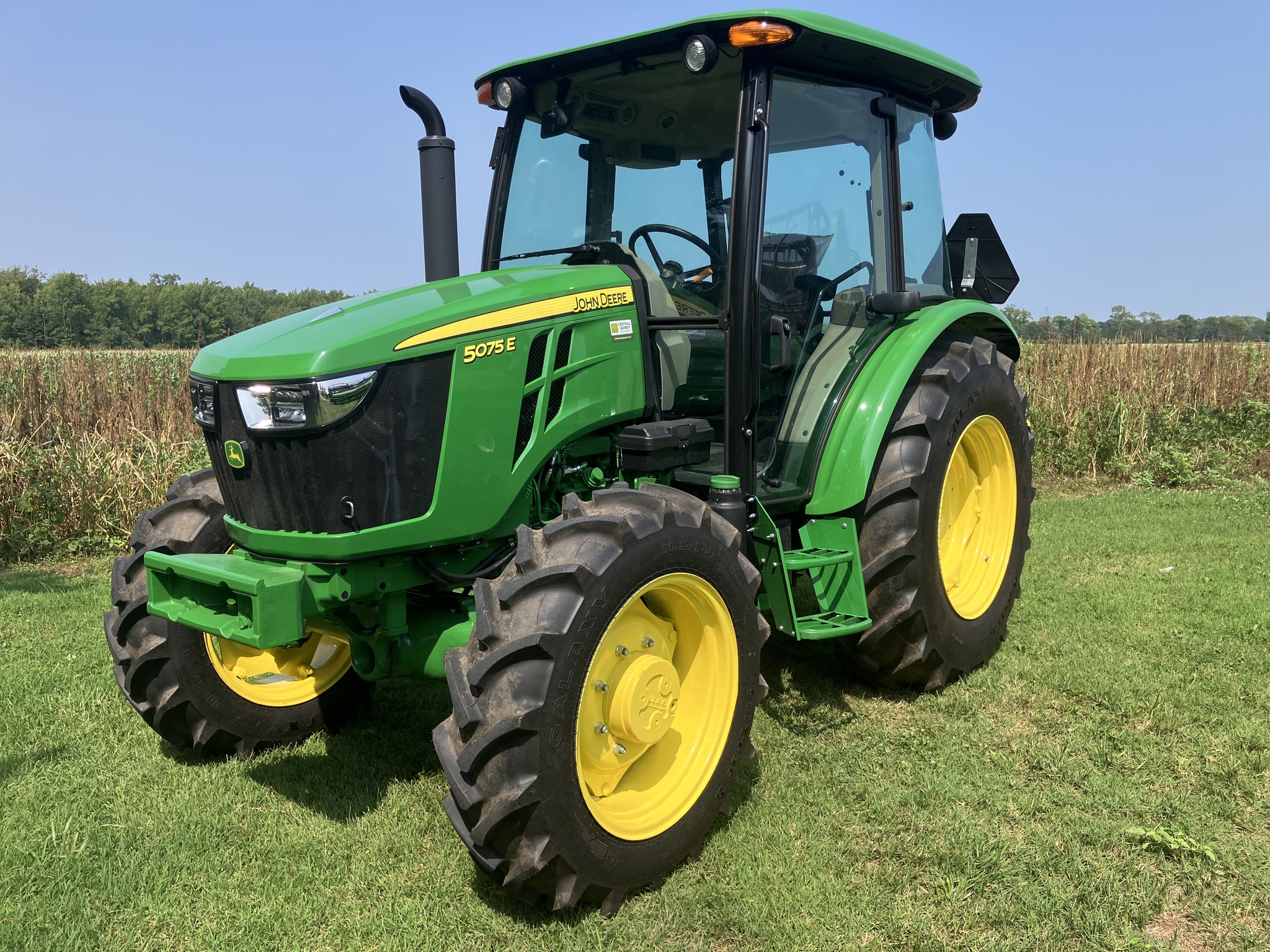 2026 John Deere 5075E Tractor