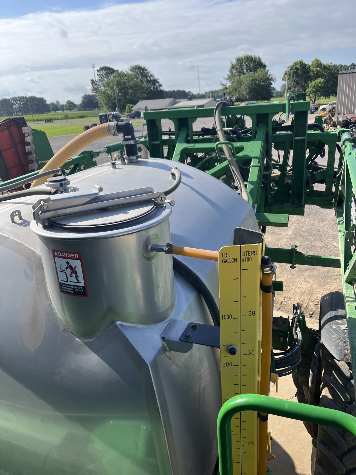 2022 John Deere 410R Self-Propelled Sprayer