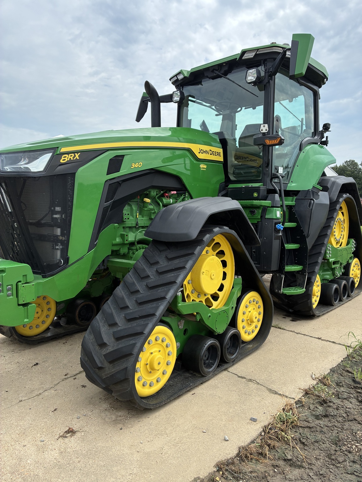 2025 John Deere 8RX 340 Tractor