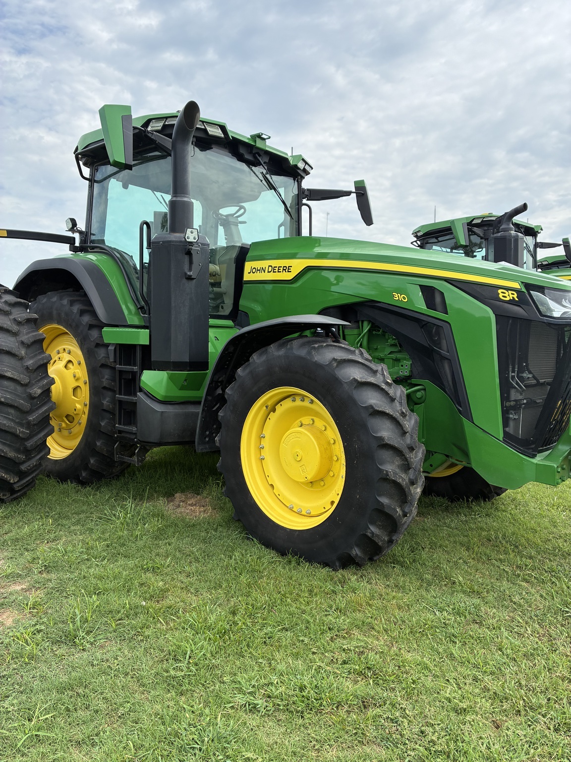 2023 John Deere 8R 310 Tractor
