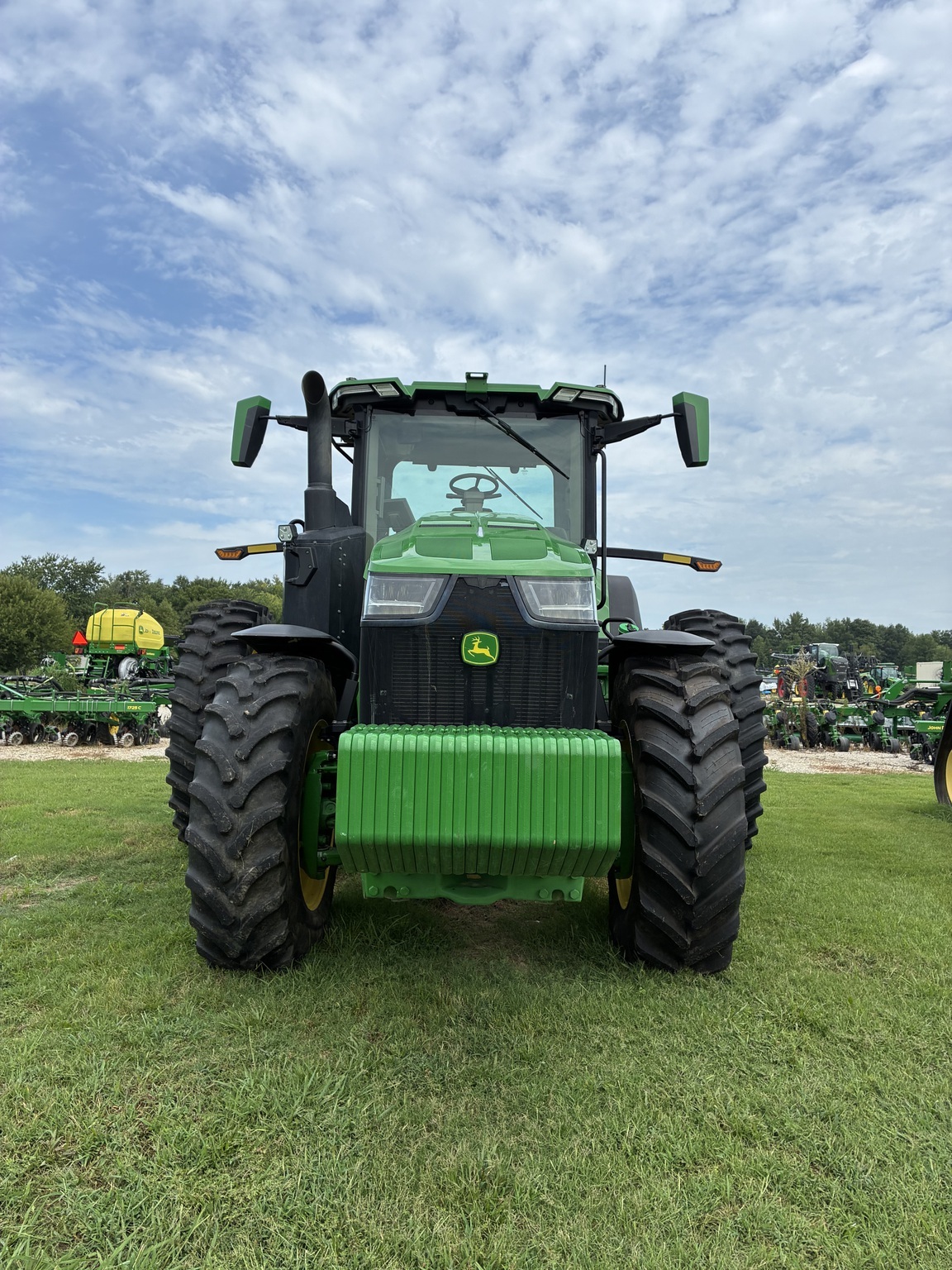 2023 John Deere 8R 310 Tractor