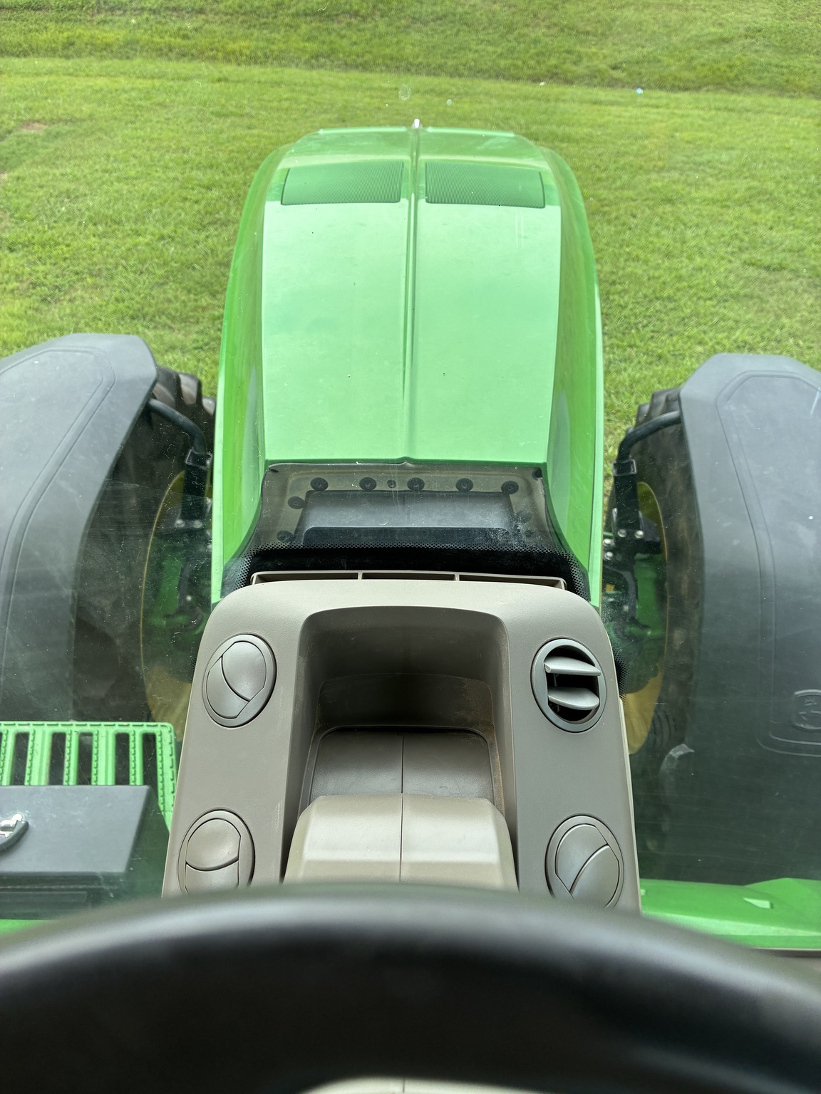 2023 John Deere 8R 310 Tractor