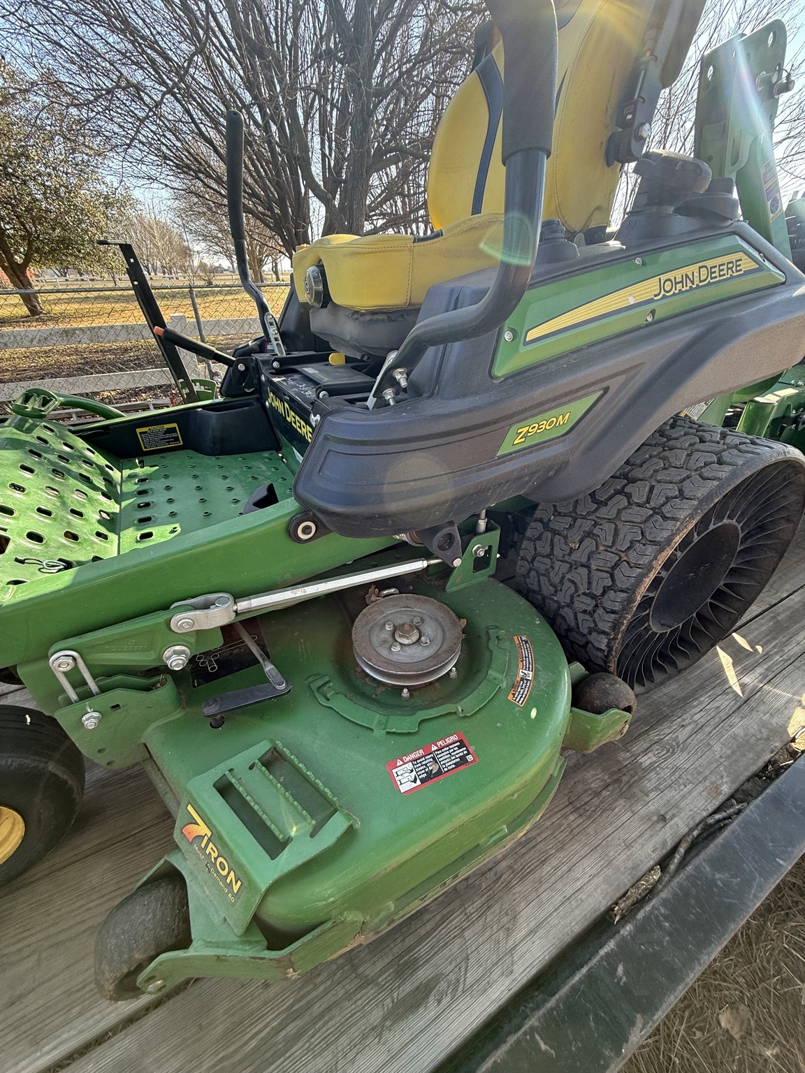 2022 John Deere Z930M Lawn Mower