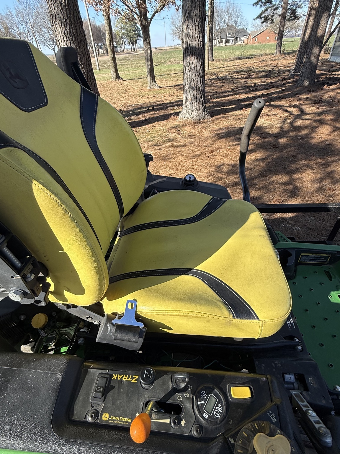 2022 John Deere Z930M Lawn Mower