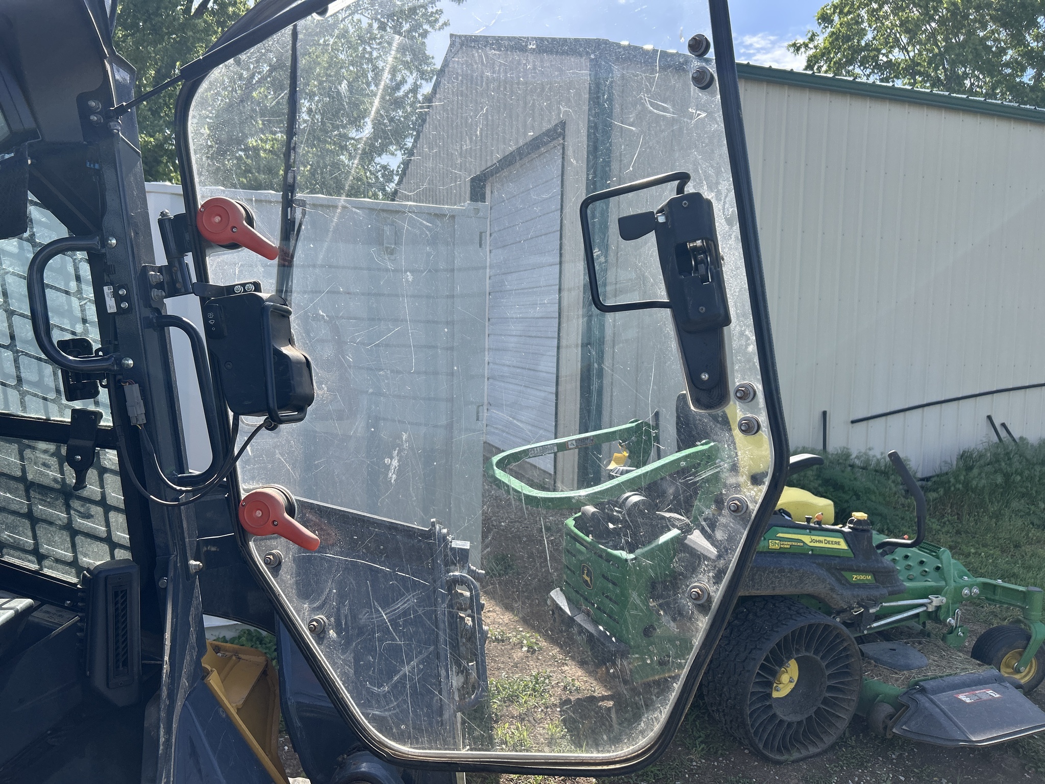 2023 Deere 333G Skid Steer