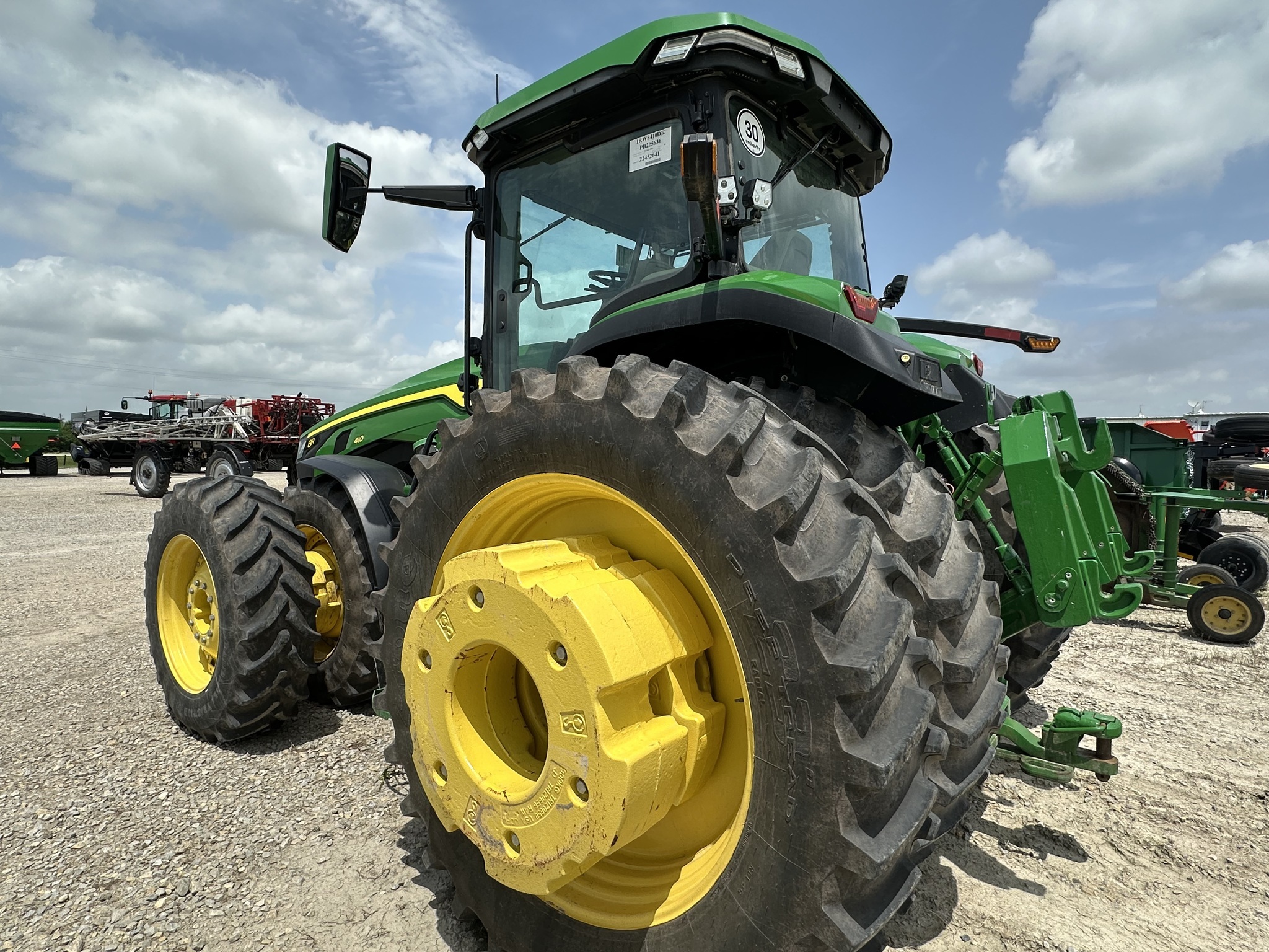 2023 John Deere 8R 410 Tractor