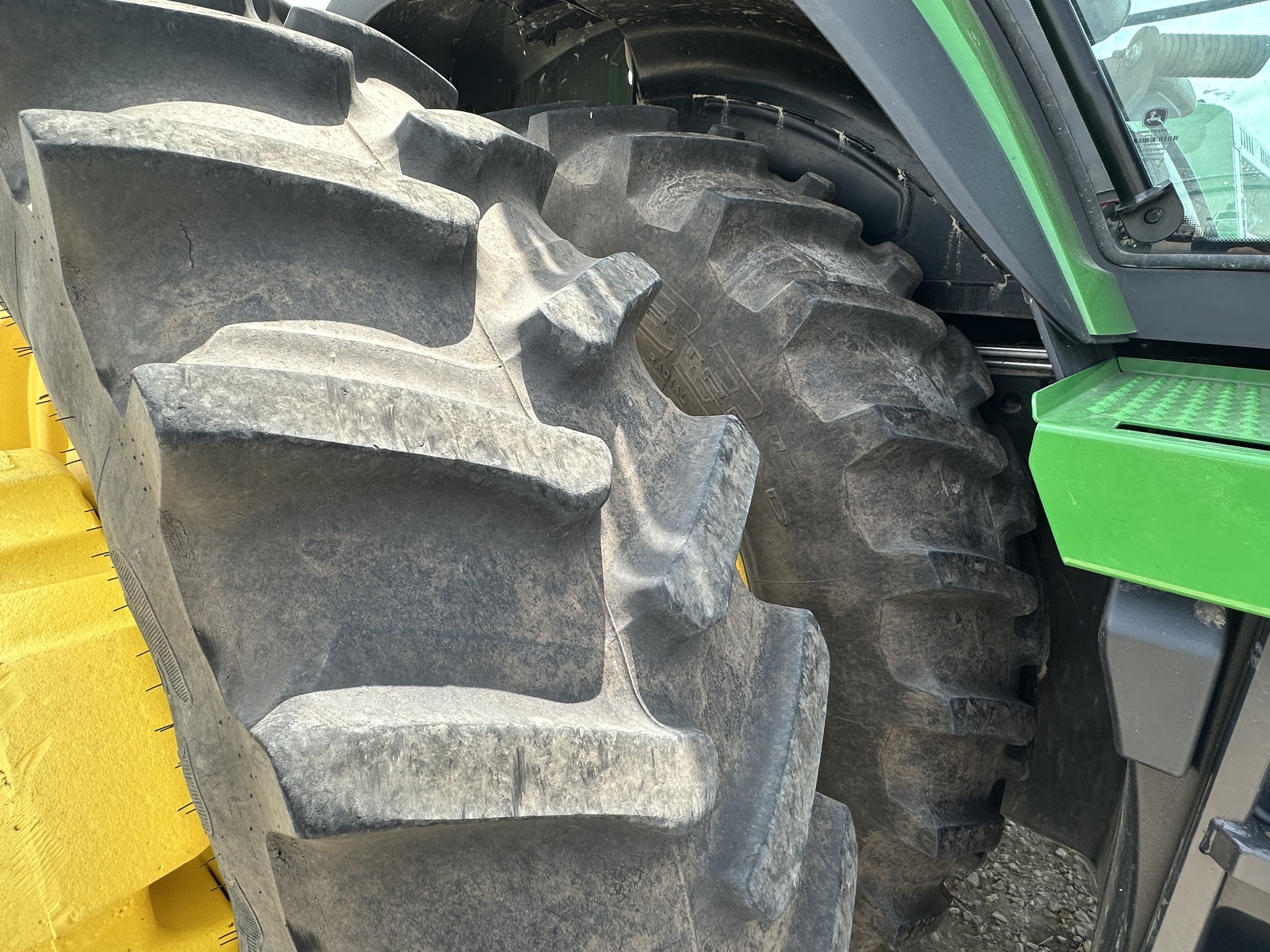 2023 John Deere 8R 410 Tractor