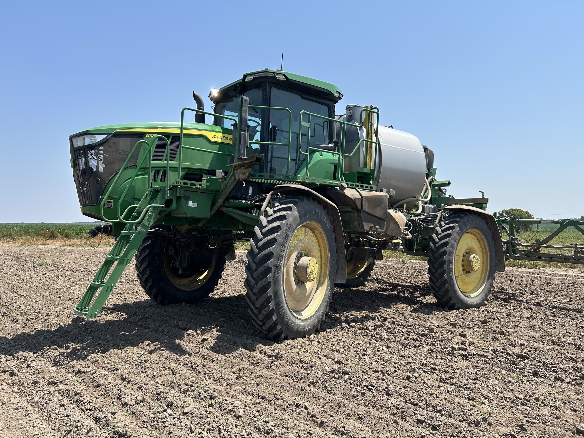 2023 John Deere 616R Self-Propelled Sprayer