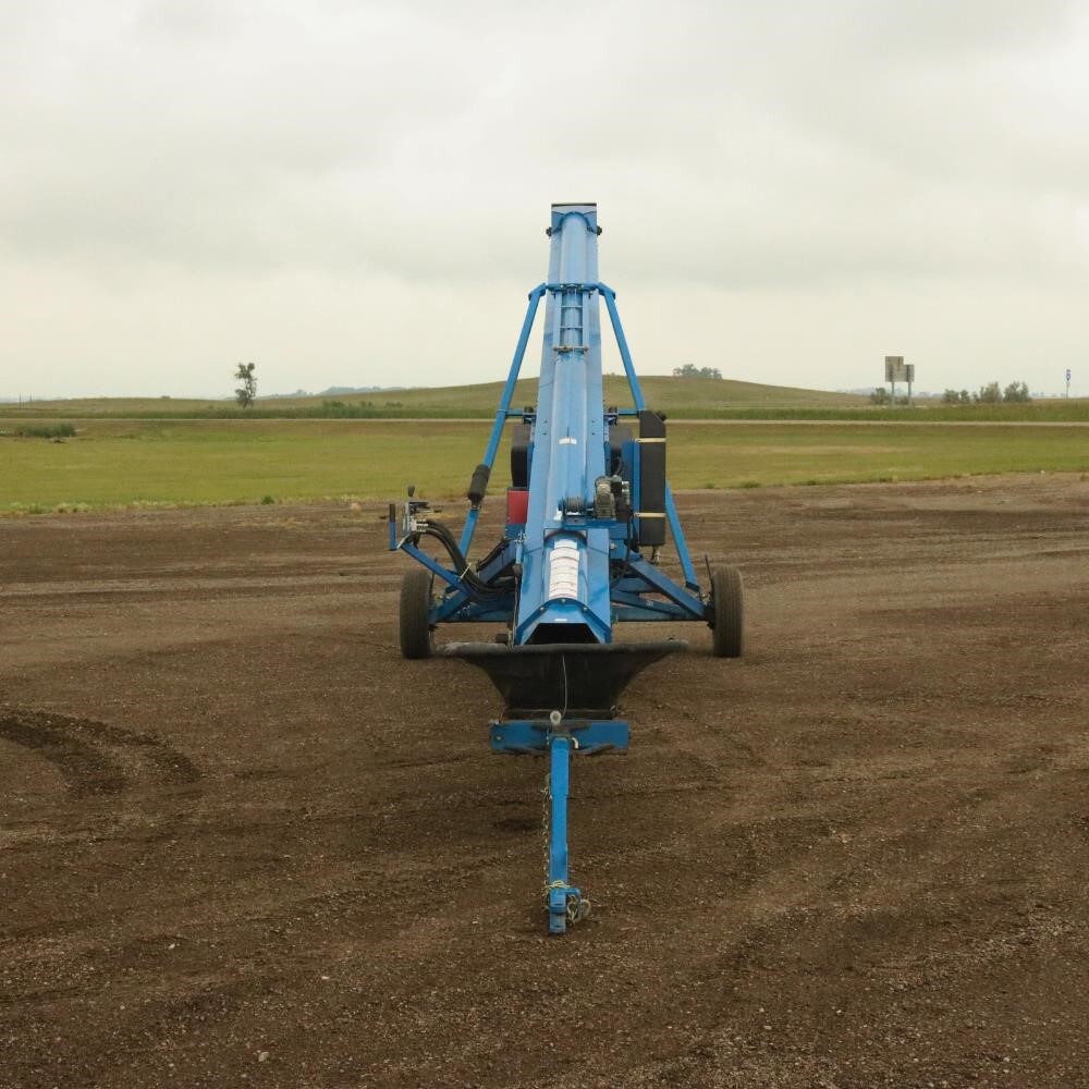 2021 Brandt 1547LP+ Augers and Conveyor