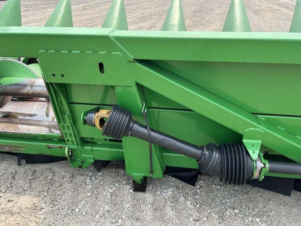 2011 John Deere 612C Corn Head