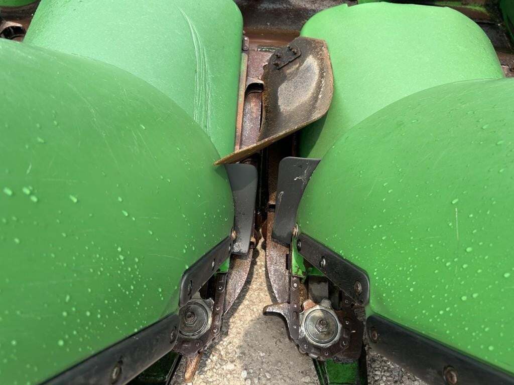 2011 John Deere 612C Corn Head