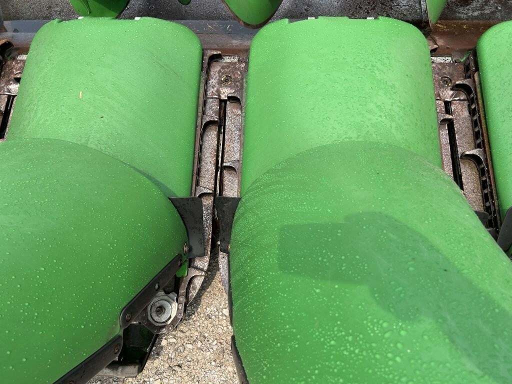 2011 John Deere 612C Corn Head