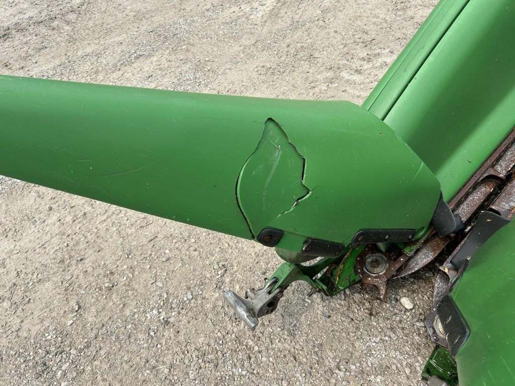 2011 John Deere 612C Corn Head