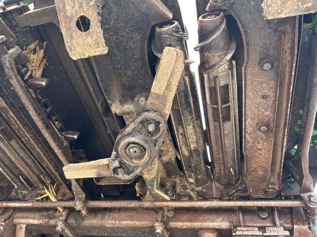 2011 John Deere 612C Corn Head