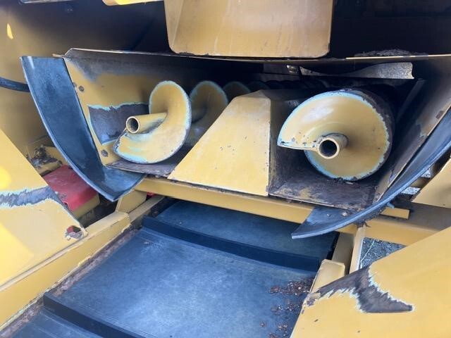 2013 Haybuster H1000 Grinders and Mixer