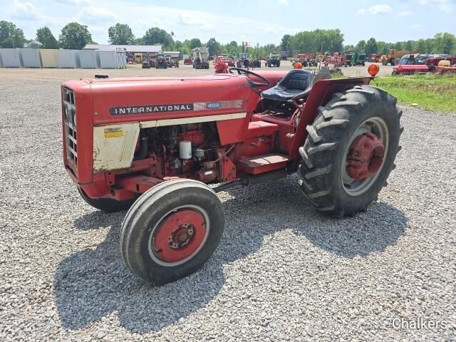  International Harvester 464 Tractor