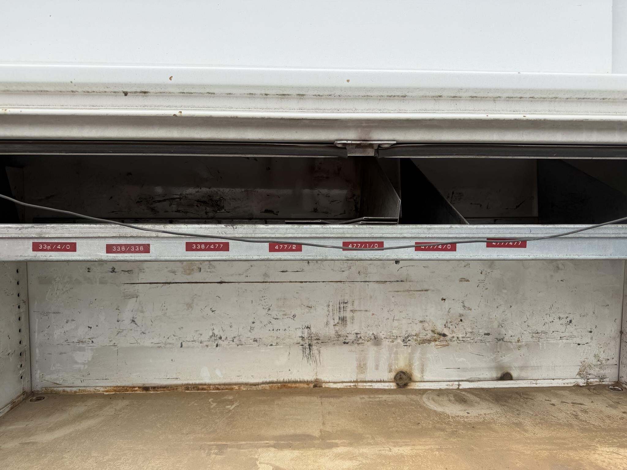 2011 International DURASTAR 4300 Semi Trucks/Trailer