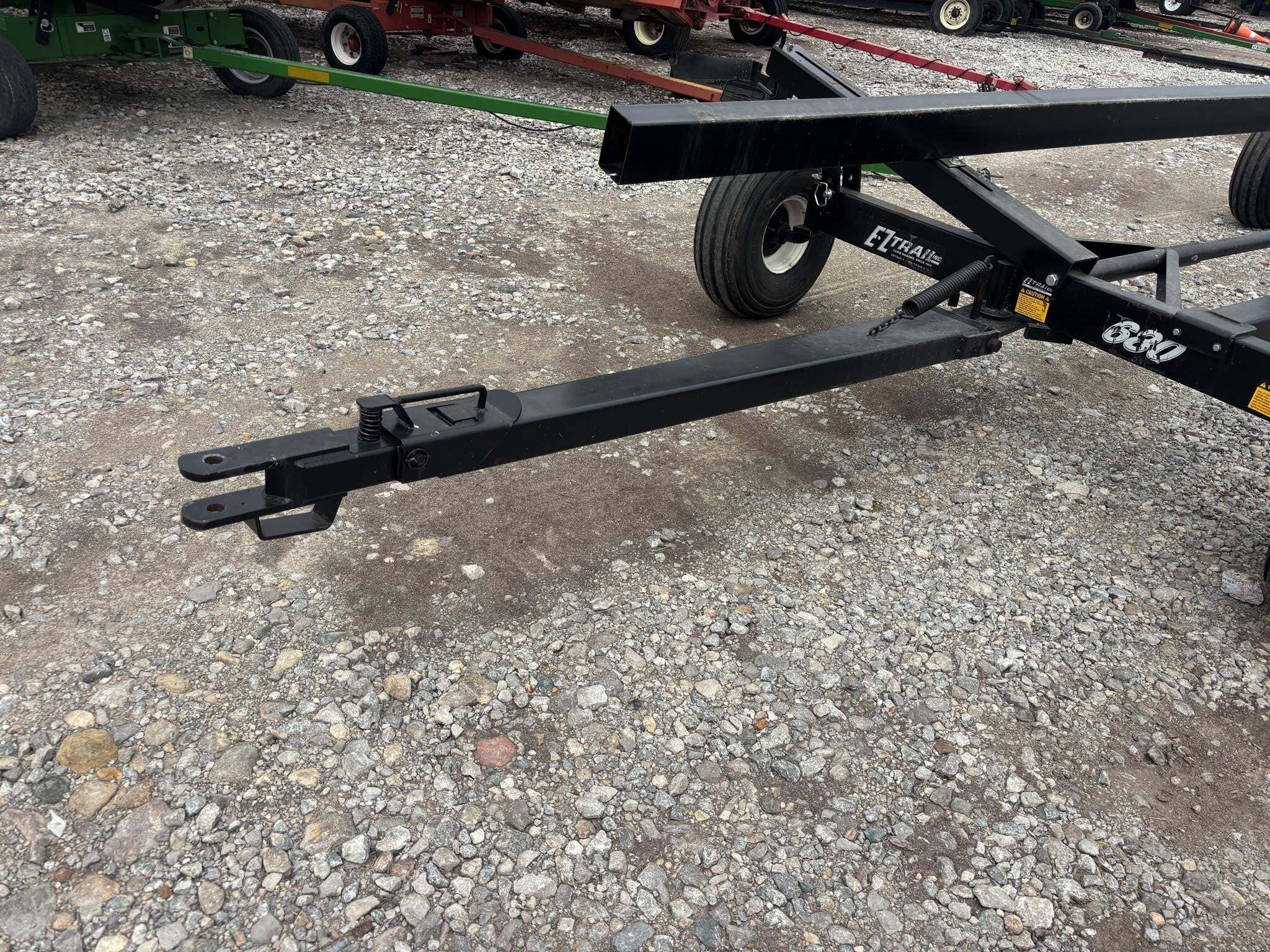  E-Z Trail 680 Header Trailer