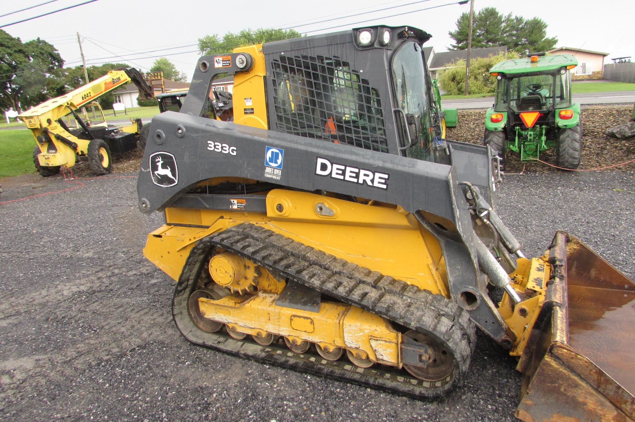 2022 Deere 333G Skid Steer