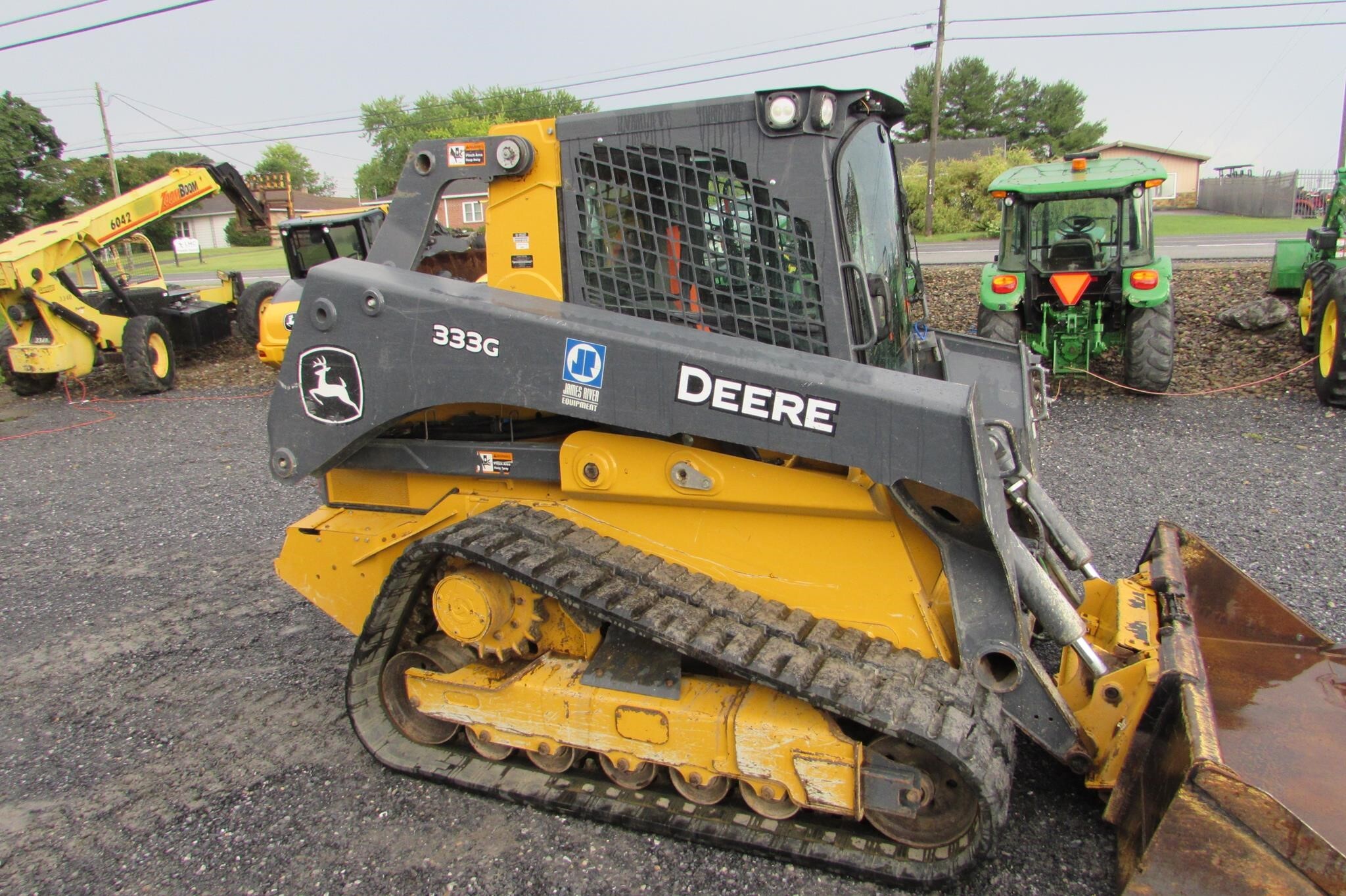 2022 Deere 333G Skid Steer