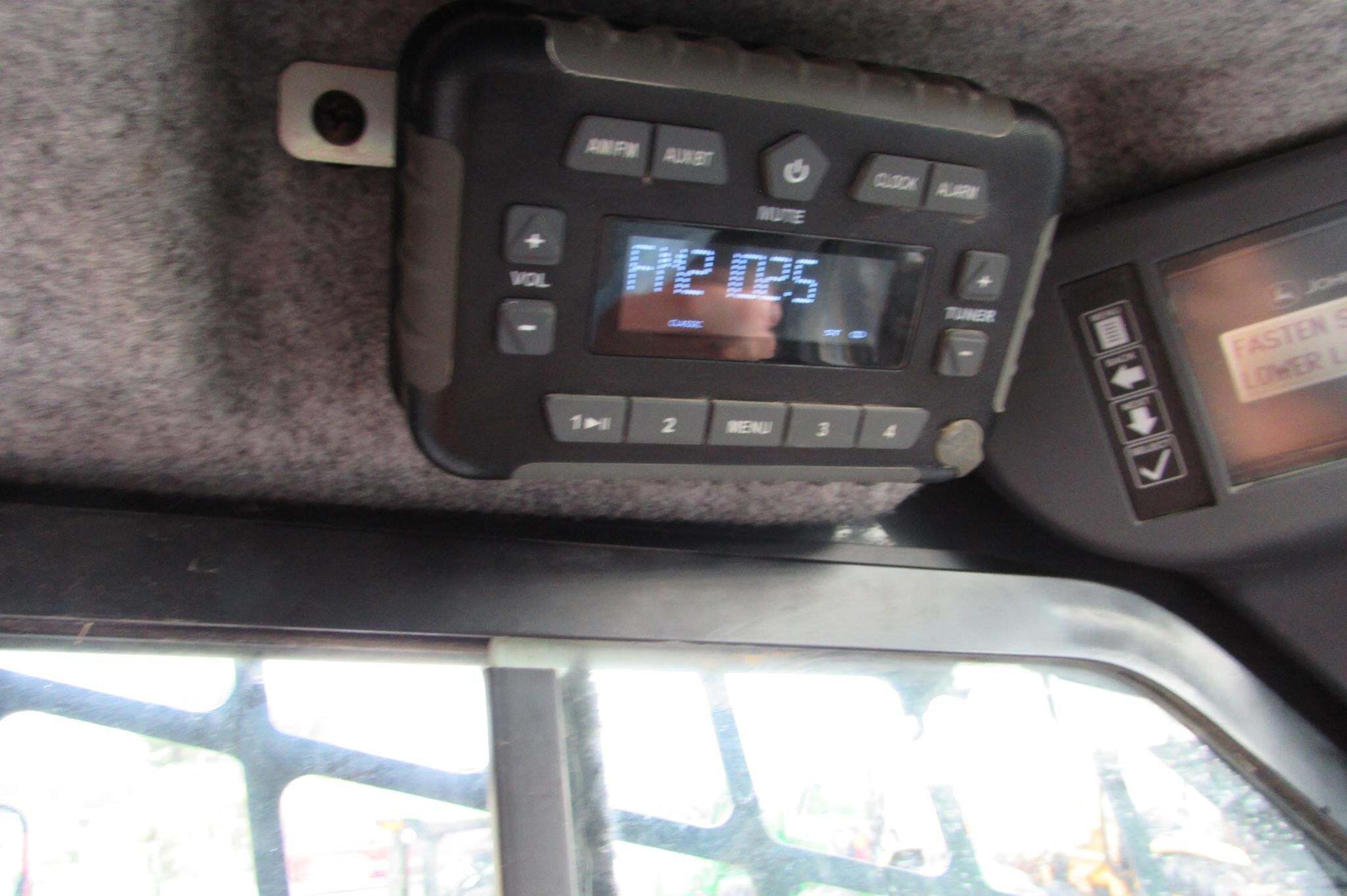 2022 Deere 333G Skid Steer