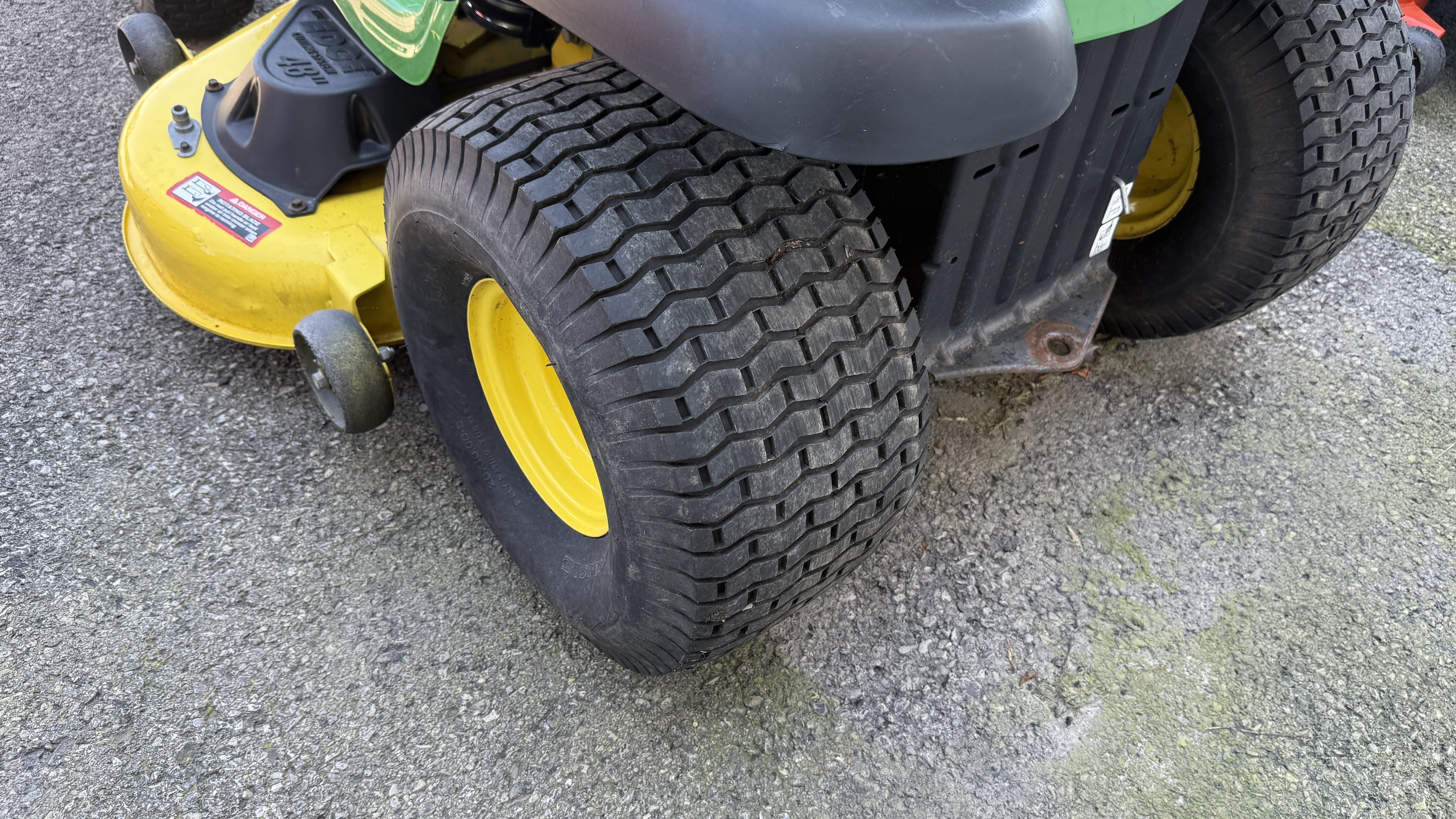  John Deere E150 Lawn Mower